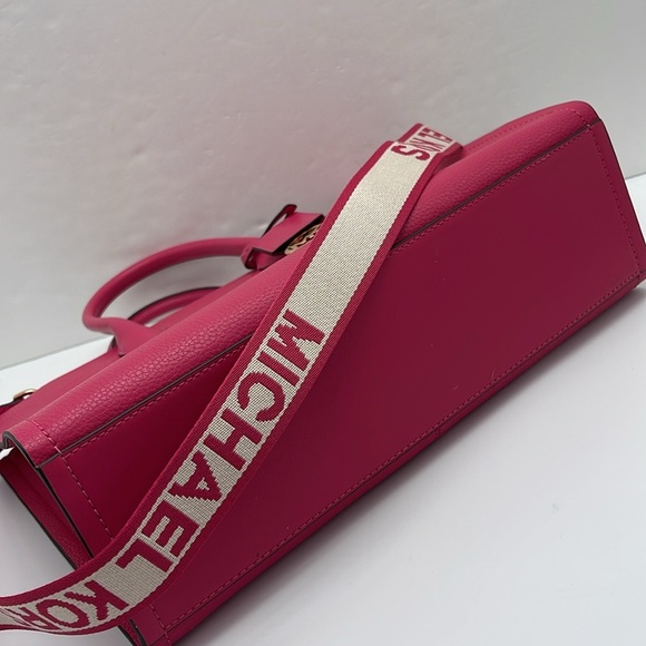 Michael Kors Mirella Md East West Pebbled Leather Tote Shopper MK EW
Electric - Picture 7 of 16